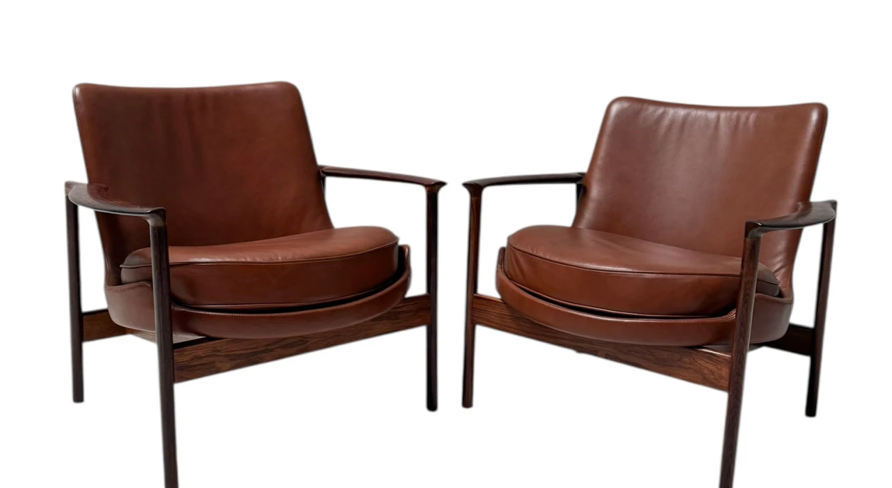 Two Mid-Century Modern Lounge Chairs by Ib Kofod-Larsen for Frõscher, 1970s